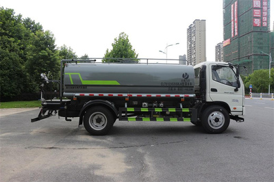 福田9噸灑水車產(chǎn)品參數(shù)詳解