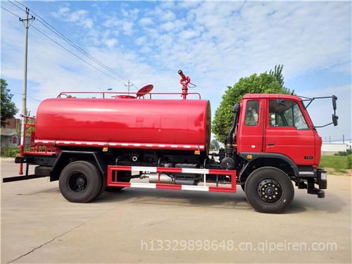 東風六驅(qū)灑水車 12噸強勁動力，綠化噴灑新選擇